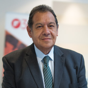 Dr. Víctor Cervantes